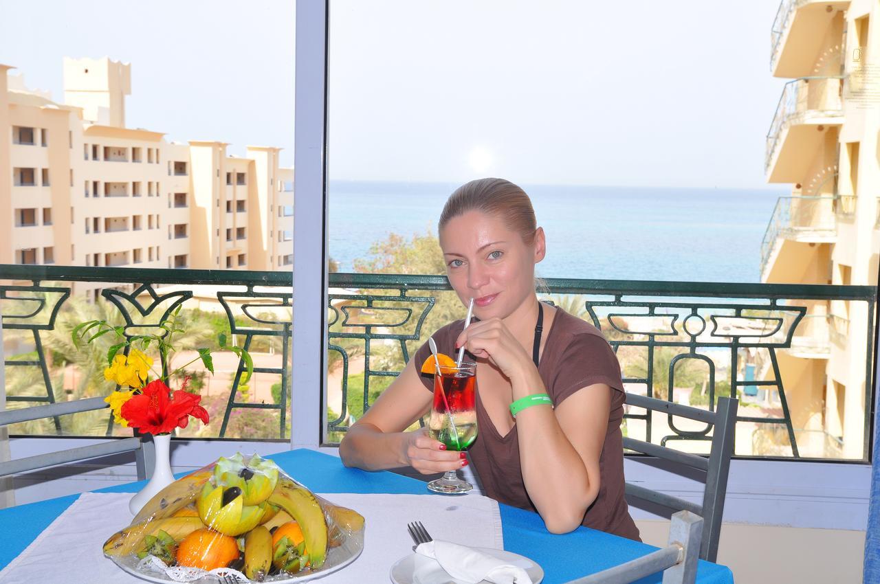 Resort King Tut Aqua Park 4*